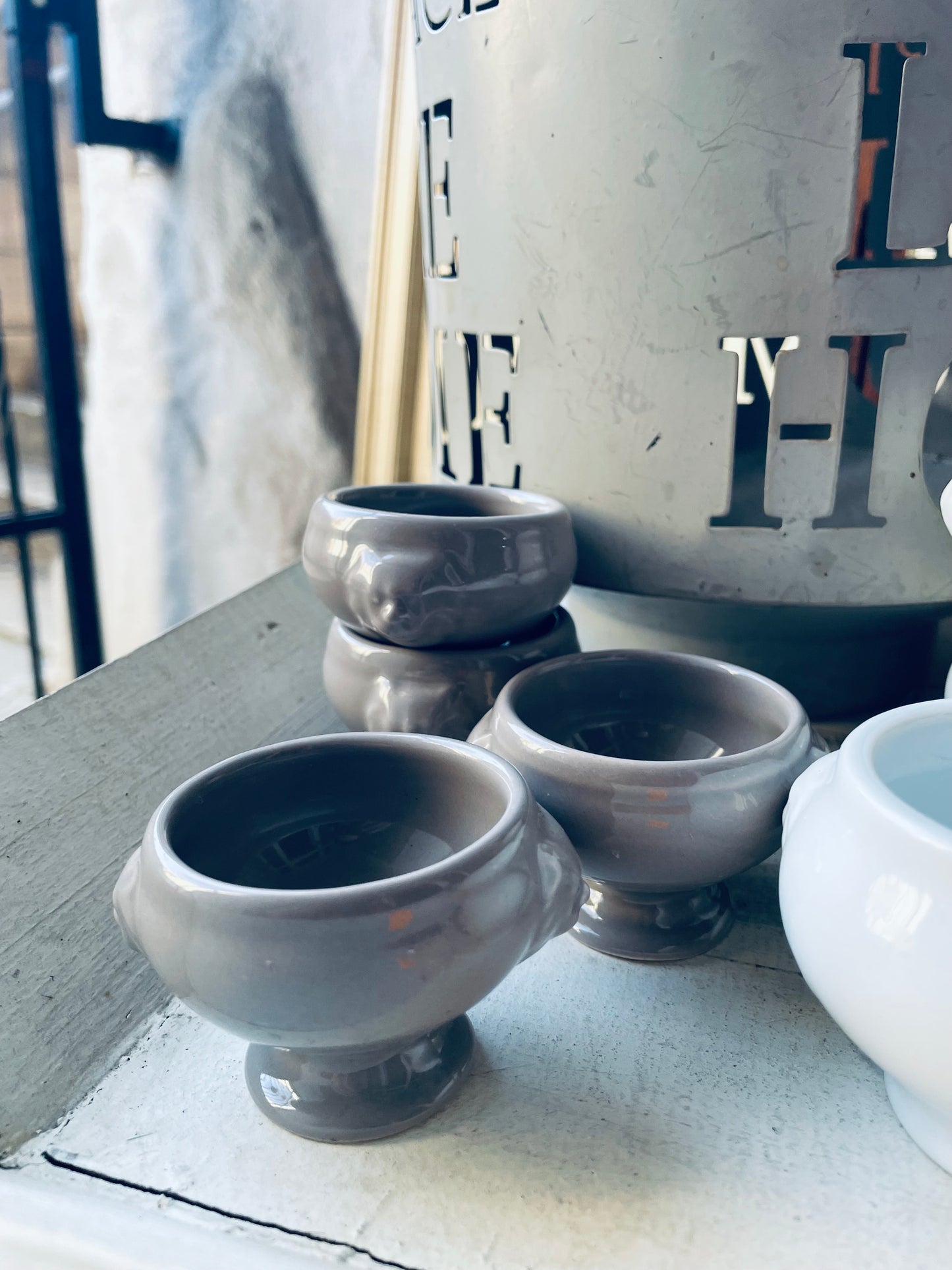 Nádoba, keramika, 5x6 cm