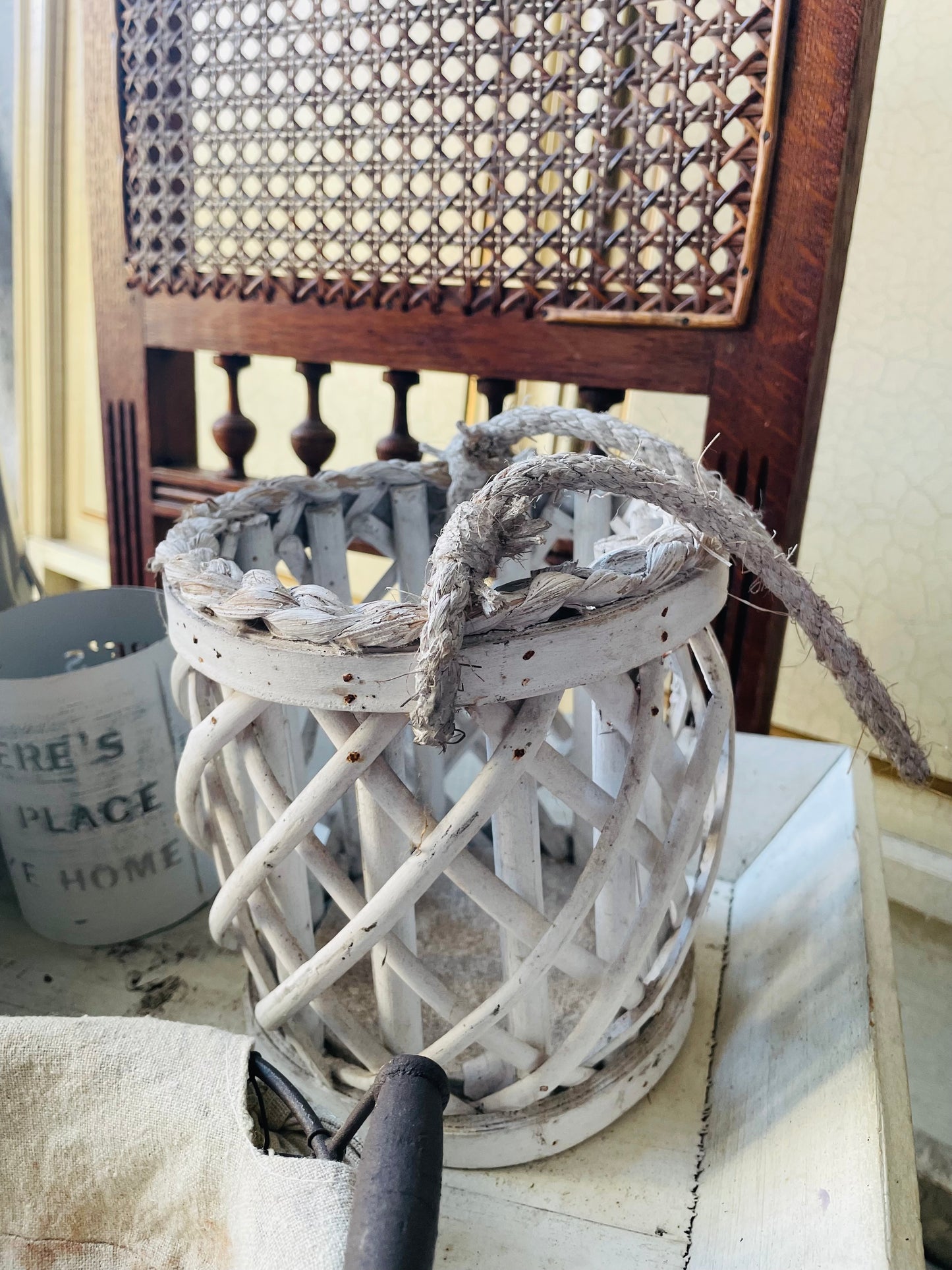 Svietnik, ratan, v 16, priemer 13 cm