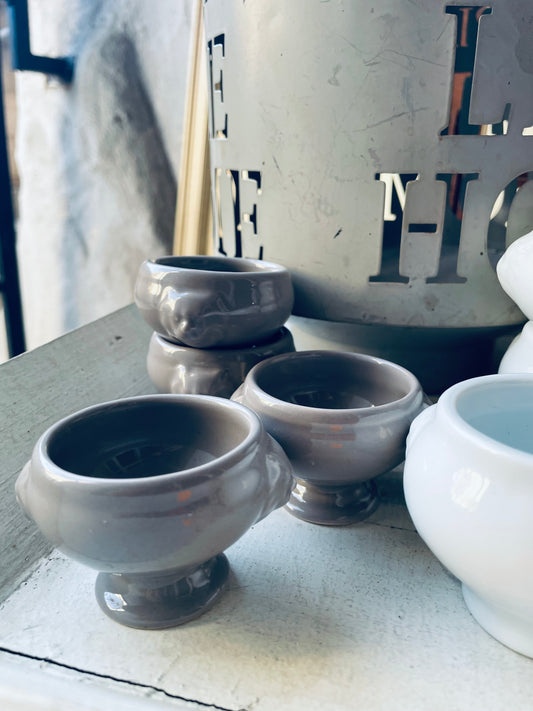 Nádoba, keramika, 5x6 cm