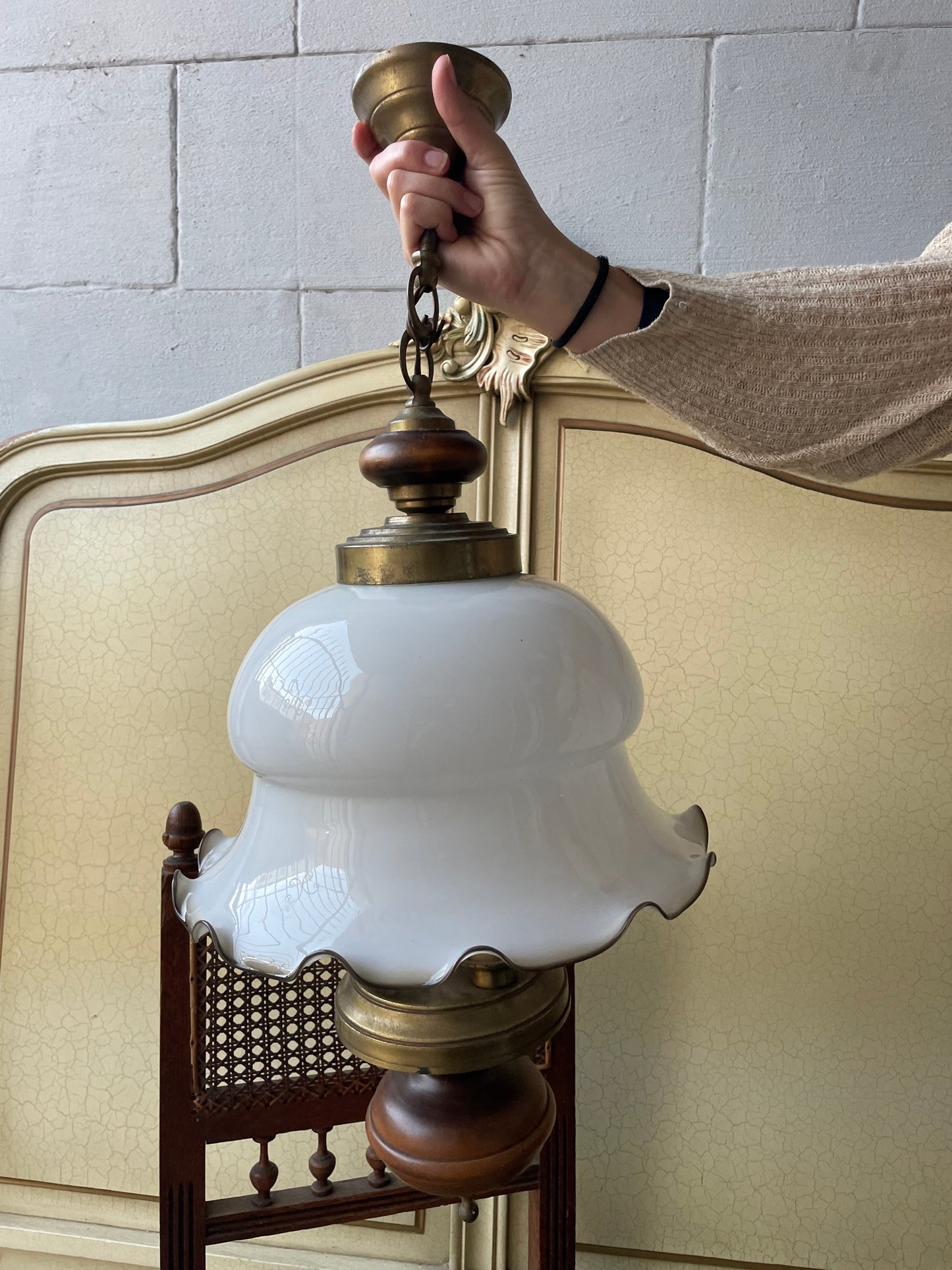 Luster, drevo, kov, sklo, v 70 cm, priemer 37 cm