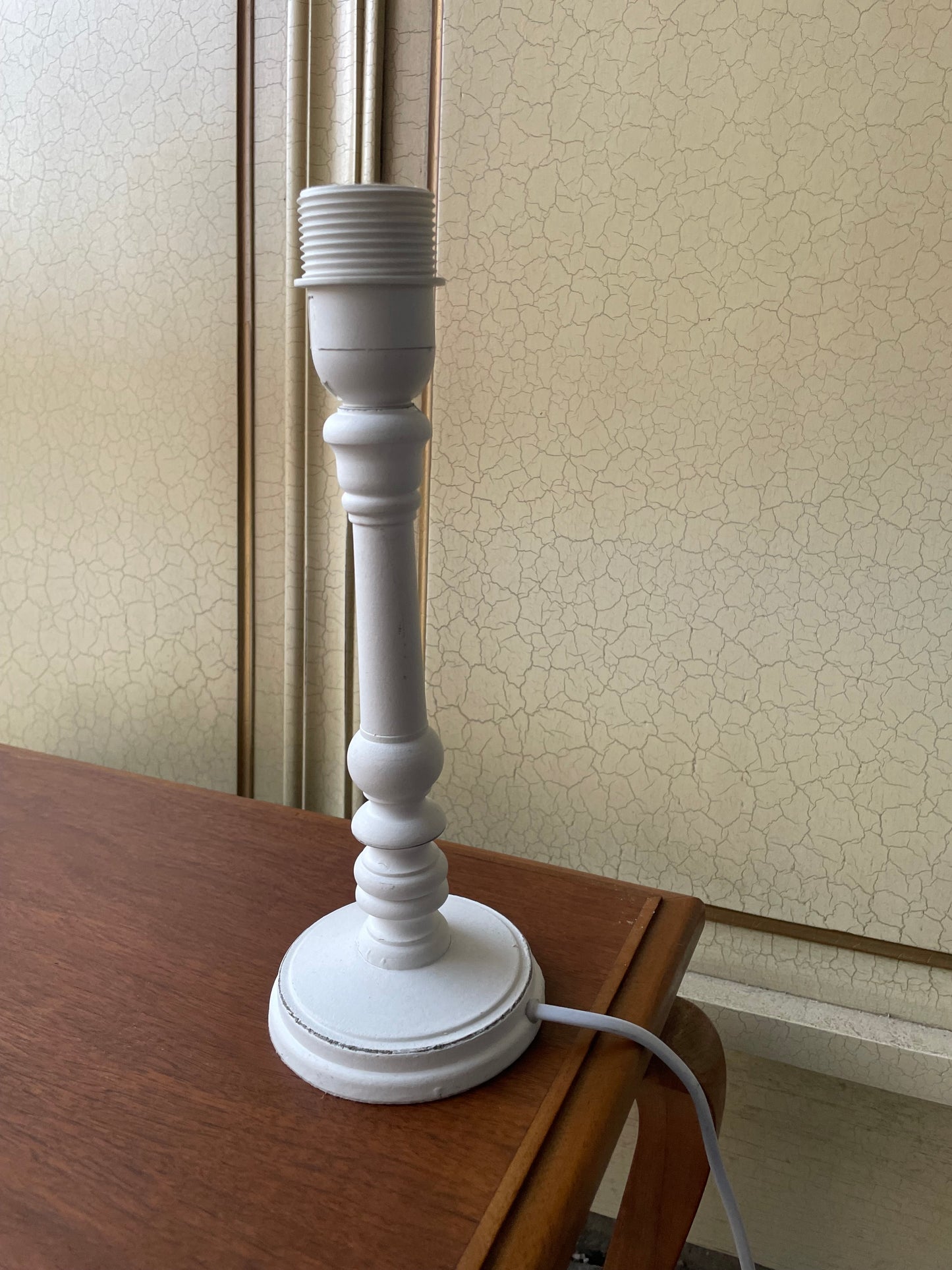 Vintage, lampa, drevo, v 34 cm