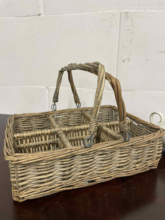 Ratanovy košík, 9x32x22 cm