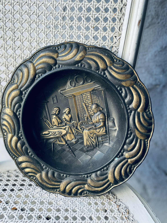 tanier, dekorácia, kov, meď, mosadz, priemer 27 cm