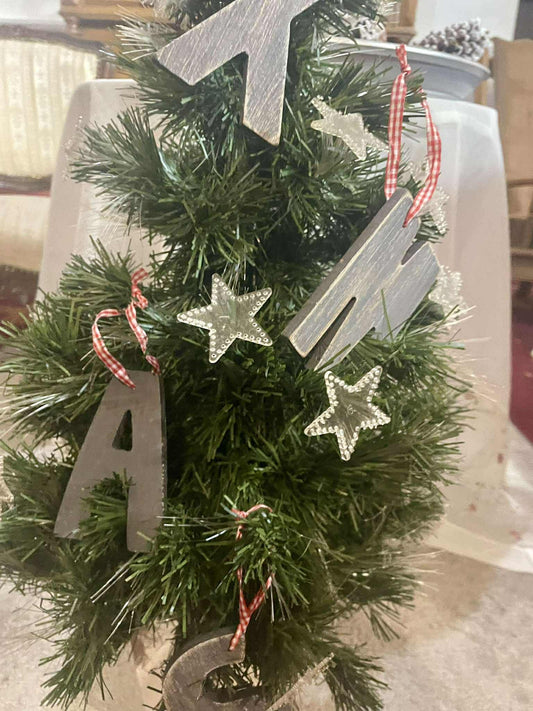 X, M, A, S, nápis, drevo, v 11 cm