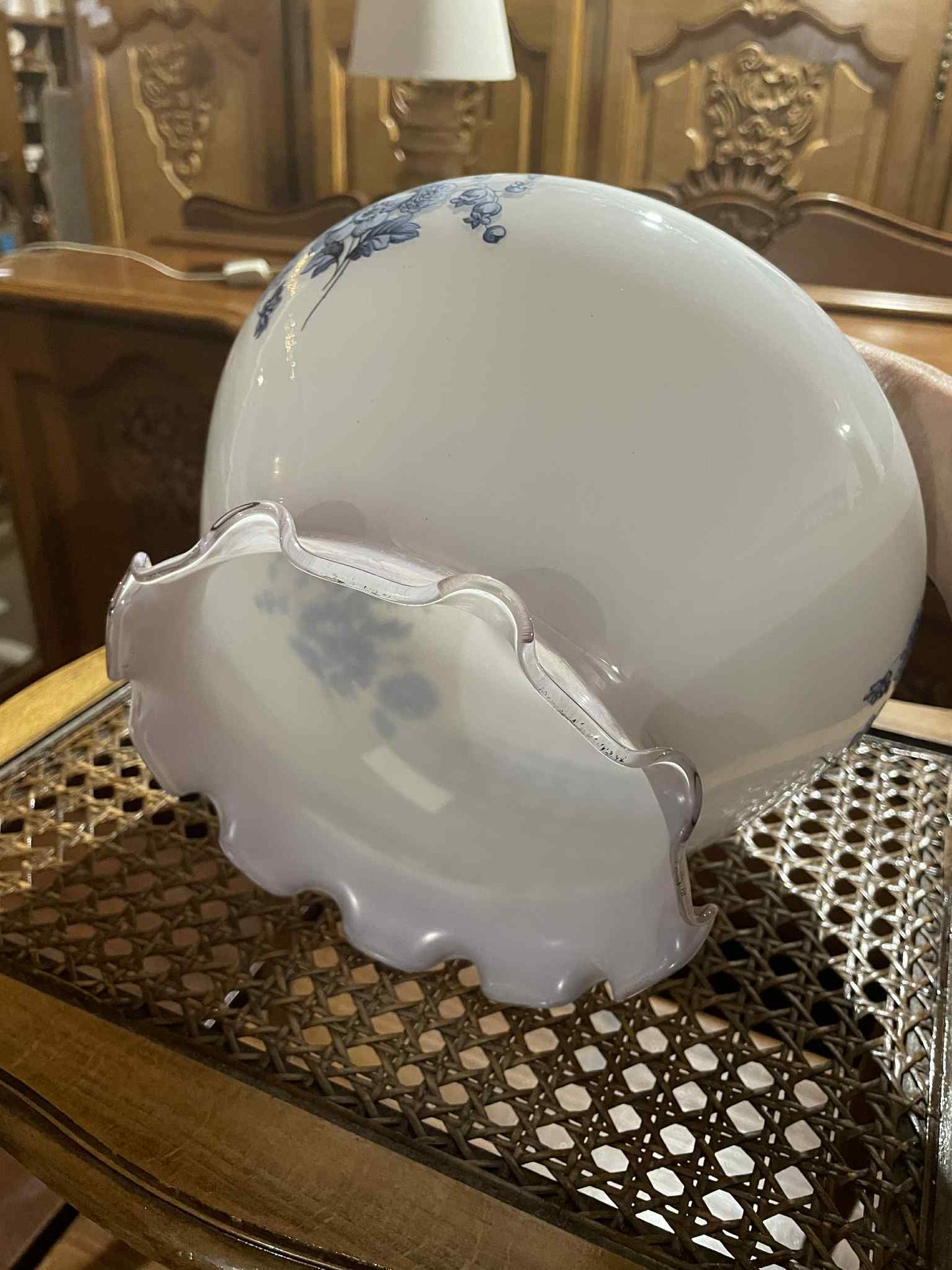 luster, sklo, malovaný, v 29 cm, priemer 30 cm, max dĺžka 60 cm