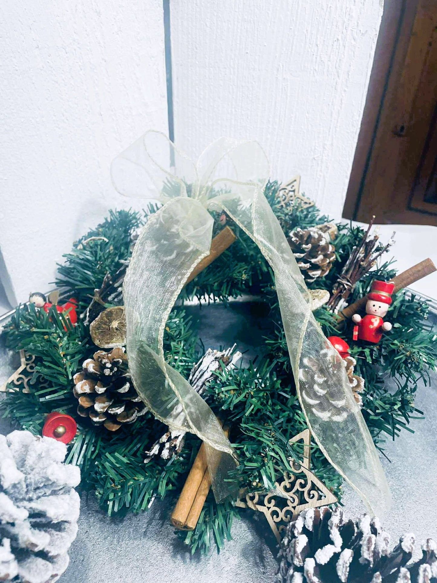 vianočný veniec na dvere, priemer 30 cm