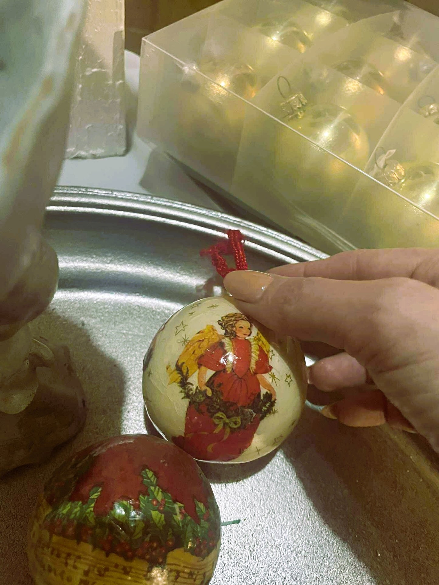 papierové gule, 7 ks, priemer 6 cm