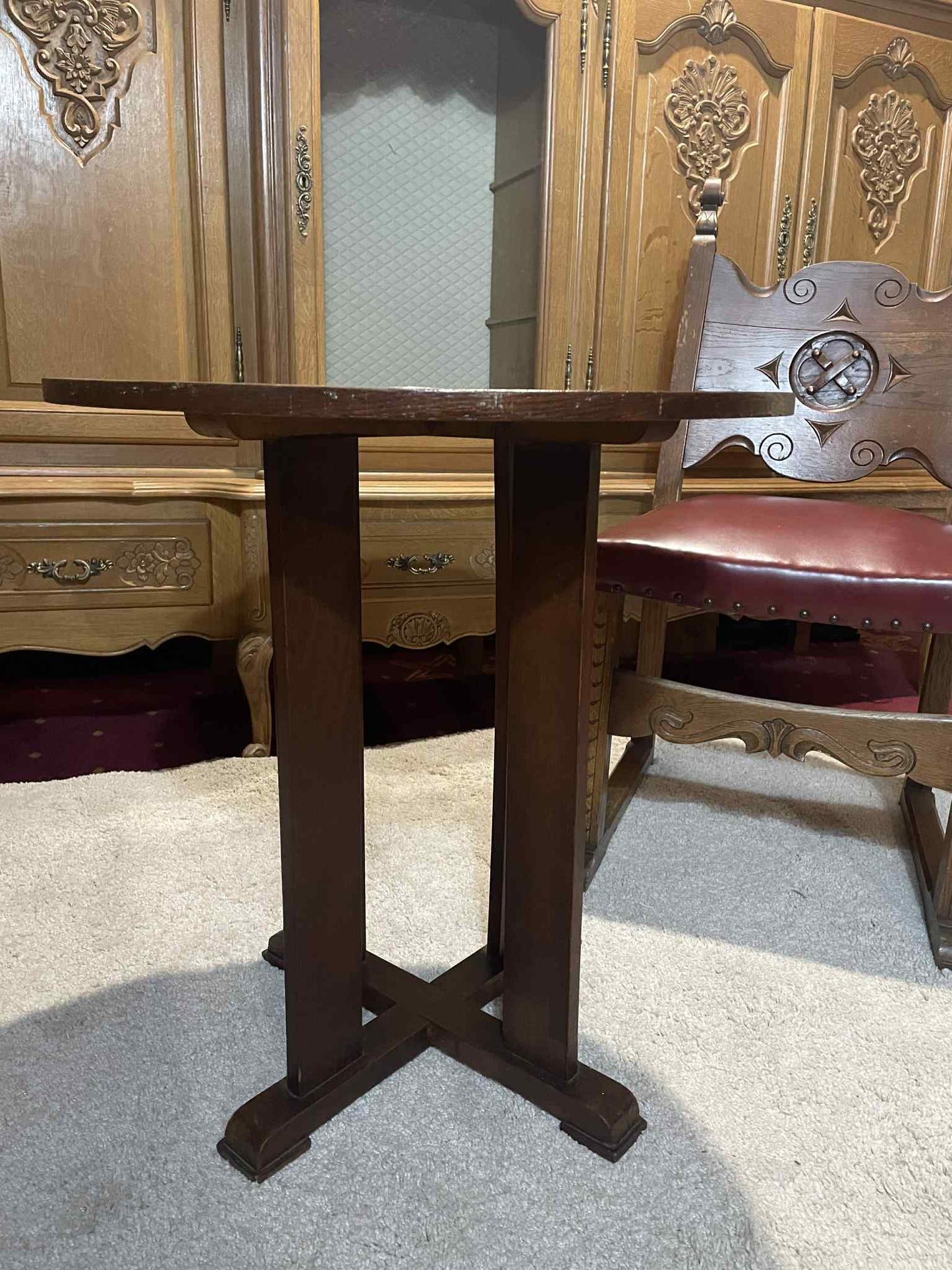 stolík, drevo, v 62, priemer 60 cm