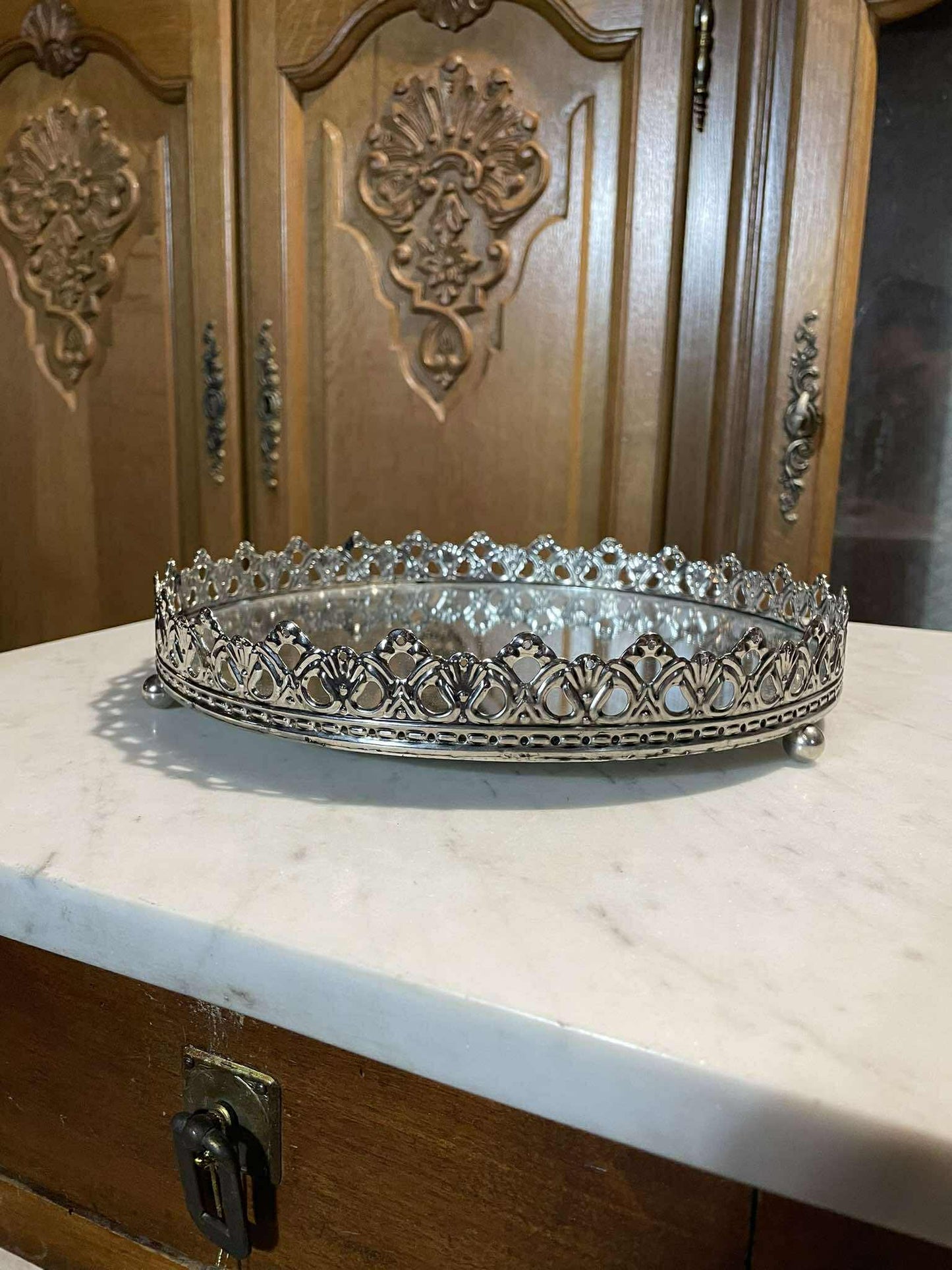 Podnos, sklo, kov, priemer 26 cm, v 5 cm