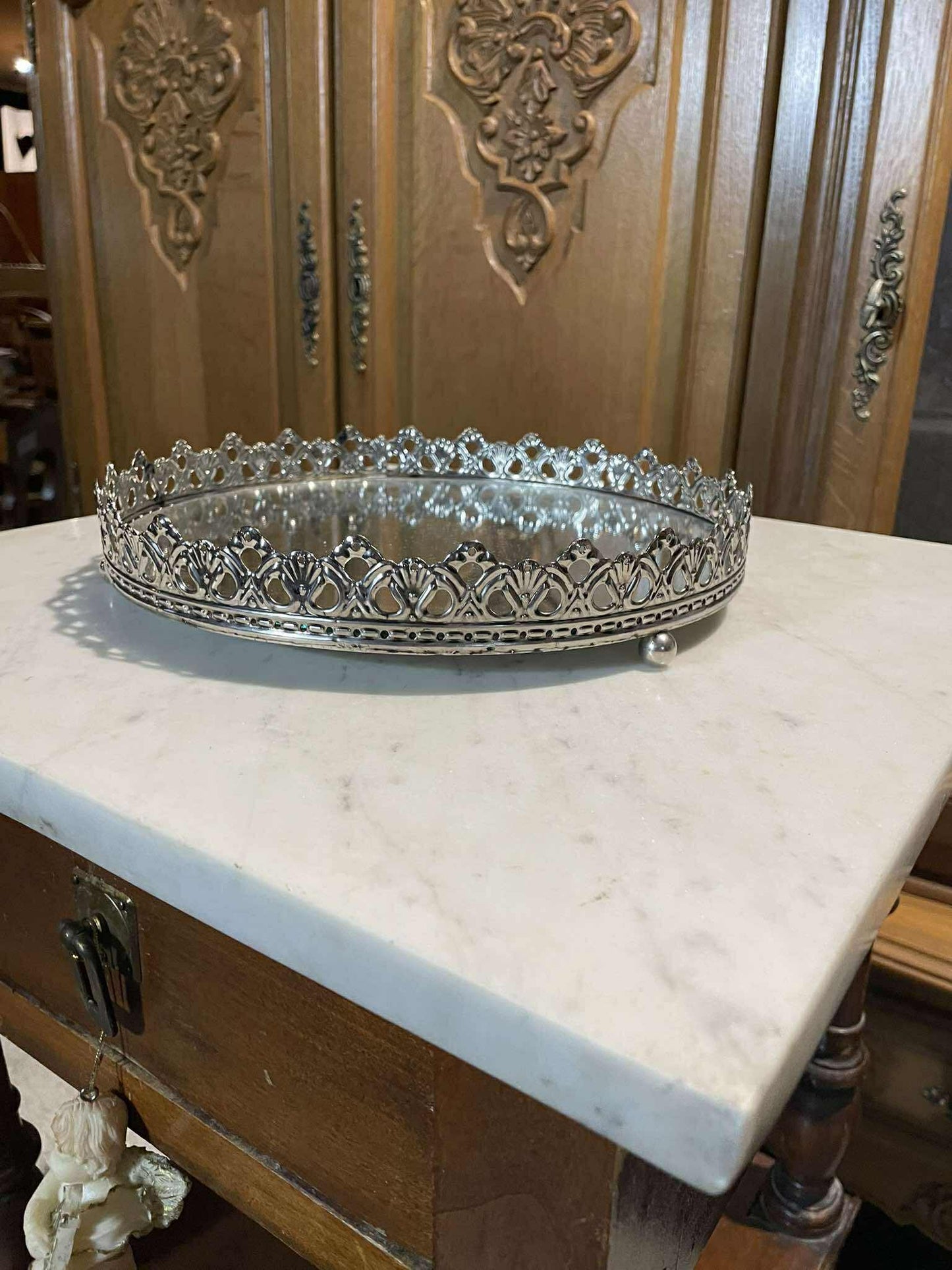 Podnos, sklo, kov, priemer 26 cm, v 5 cm