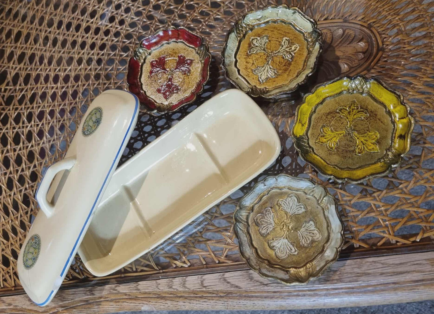 Porcelanova miska a 4x tanierik