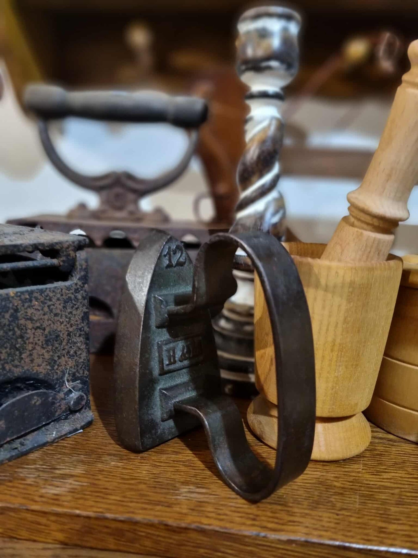 Kovová žehlička Mala  10x13cm